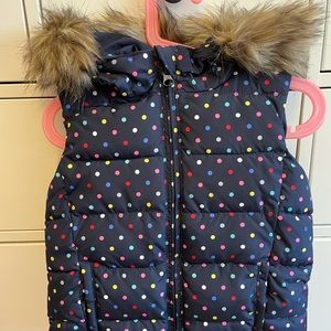 Gap Girl puffer vest size XS